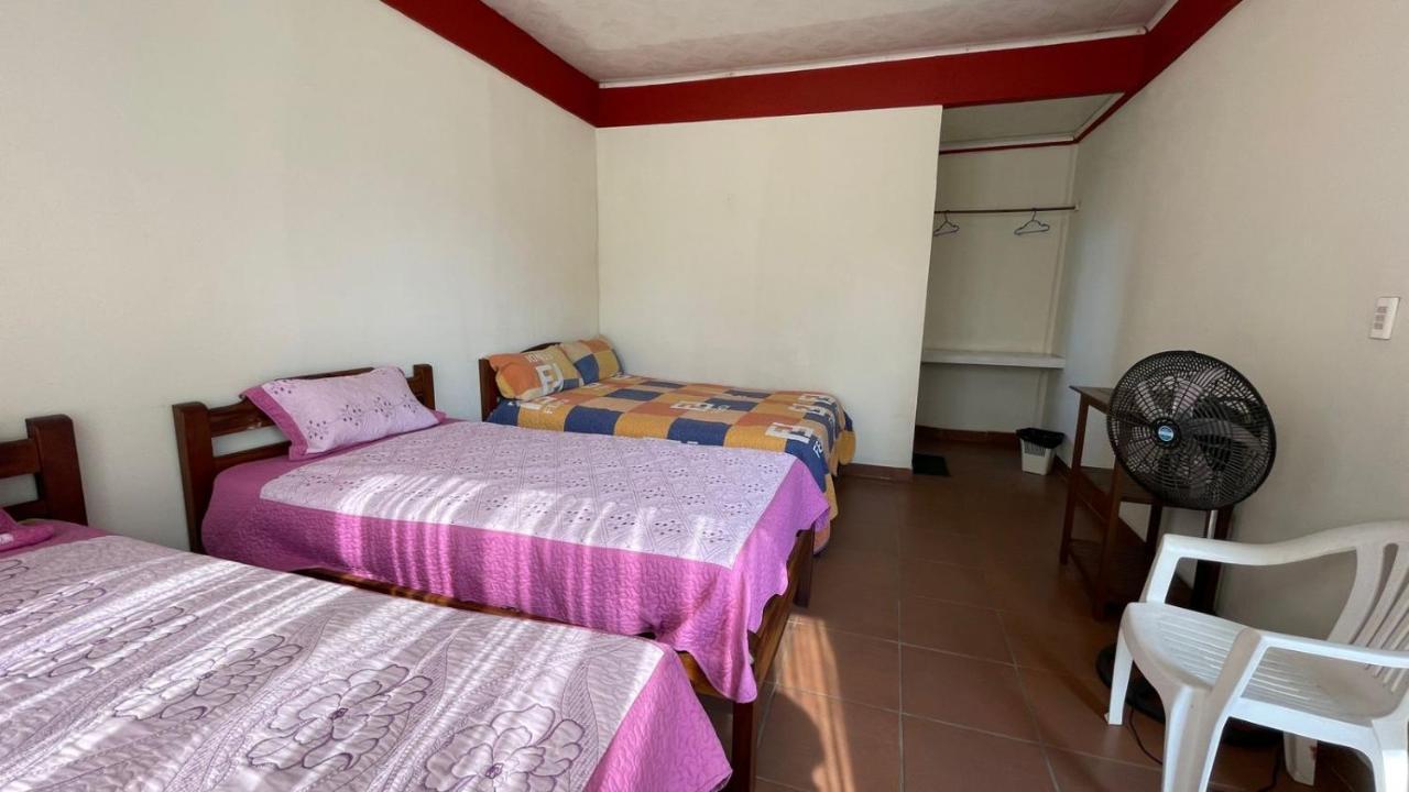 Hotel Puerto Selva Villa Tunari Exteriör bild