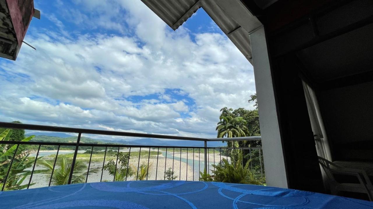 Hotel Puerto Selva Villa Tunari Exteriör bild